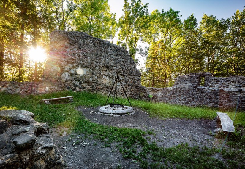 Ruine Urstein, Switzerland